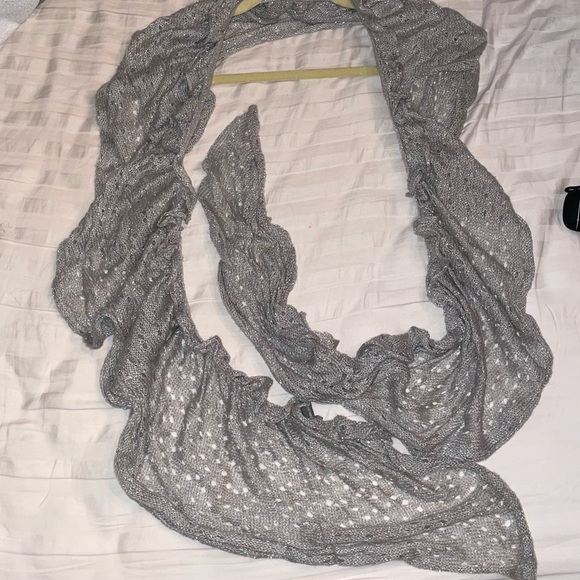 90 inch length Silver grey gray knit scarf ruffle shall wrap - Picture 3 of 6